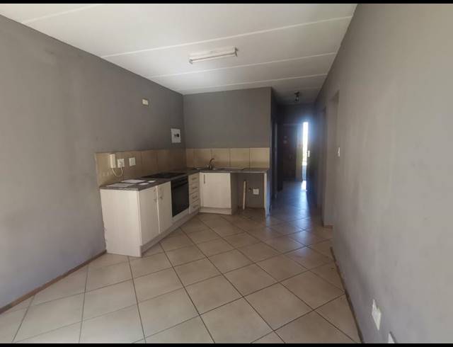 2 BEDROOM SIMPLEX FOR SALE IN ALBERTSDAL